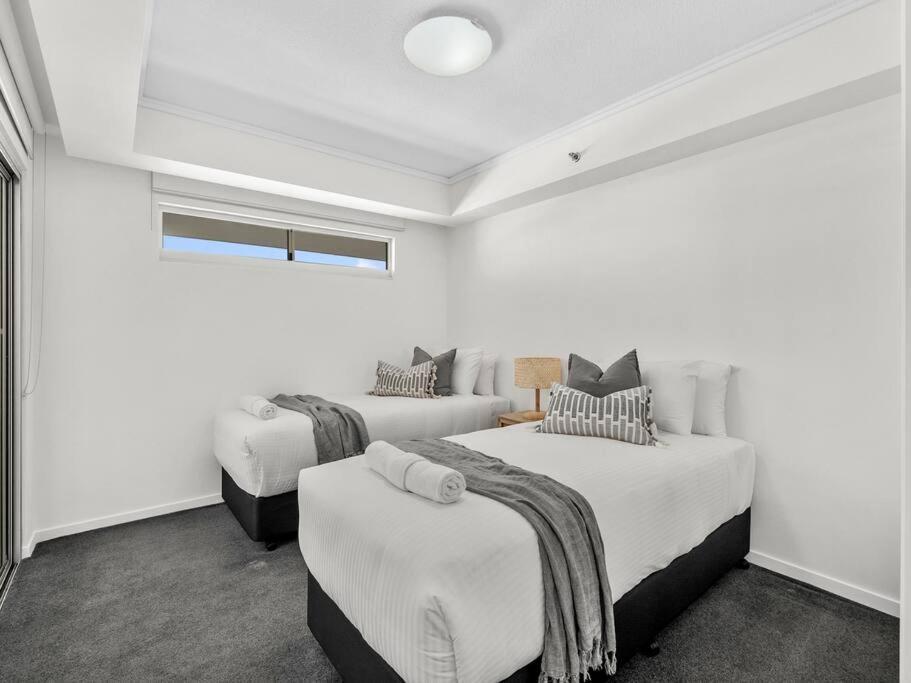 Sensational Ocean View 2 Bedroom Apartment Maroochydore Exterior photo